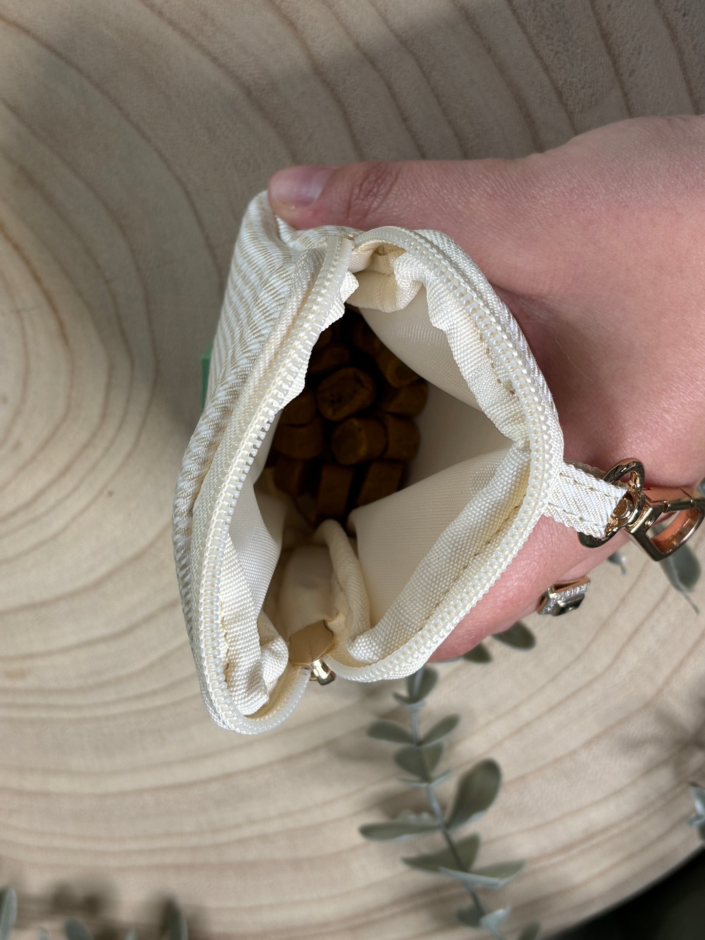 Beige Houndstooth Square Treat Pouch