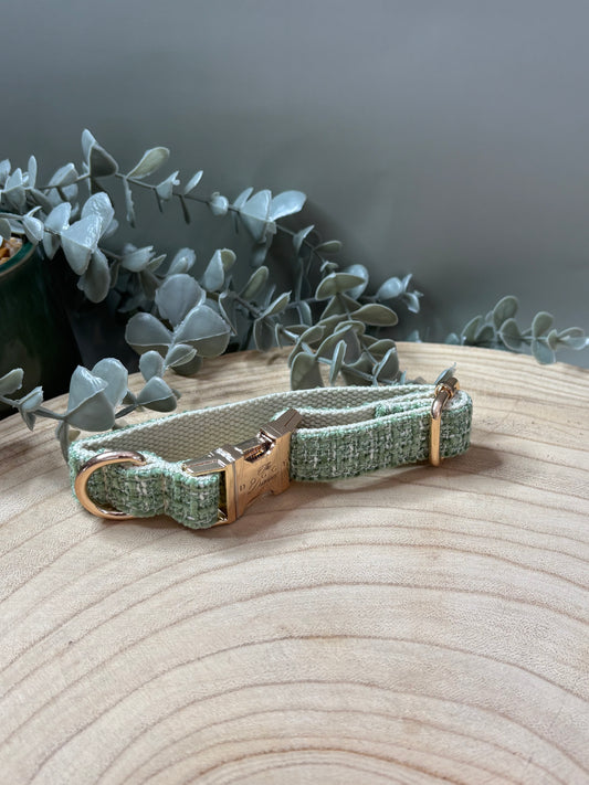 Tweed Sage Collar