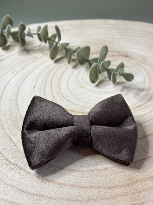 Chocolate Velvet Bow