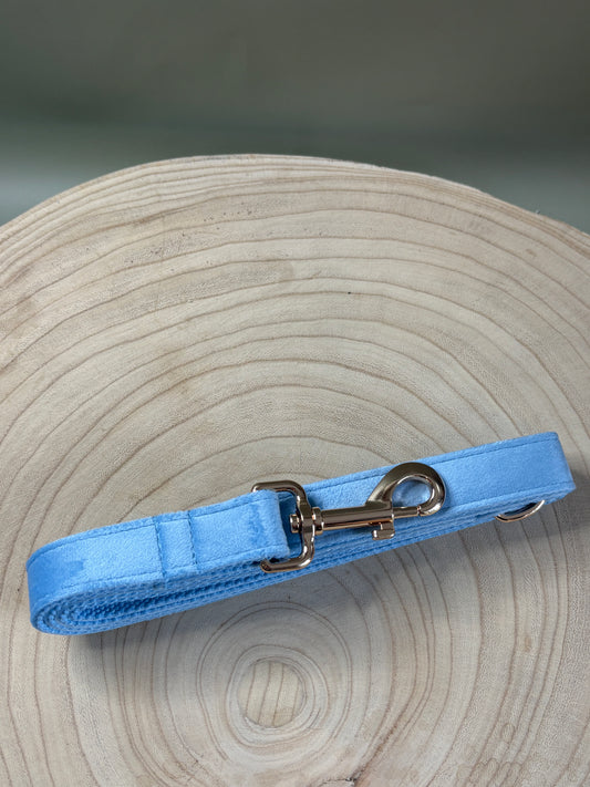 Baby Blue Velvet Lead