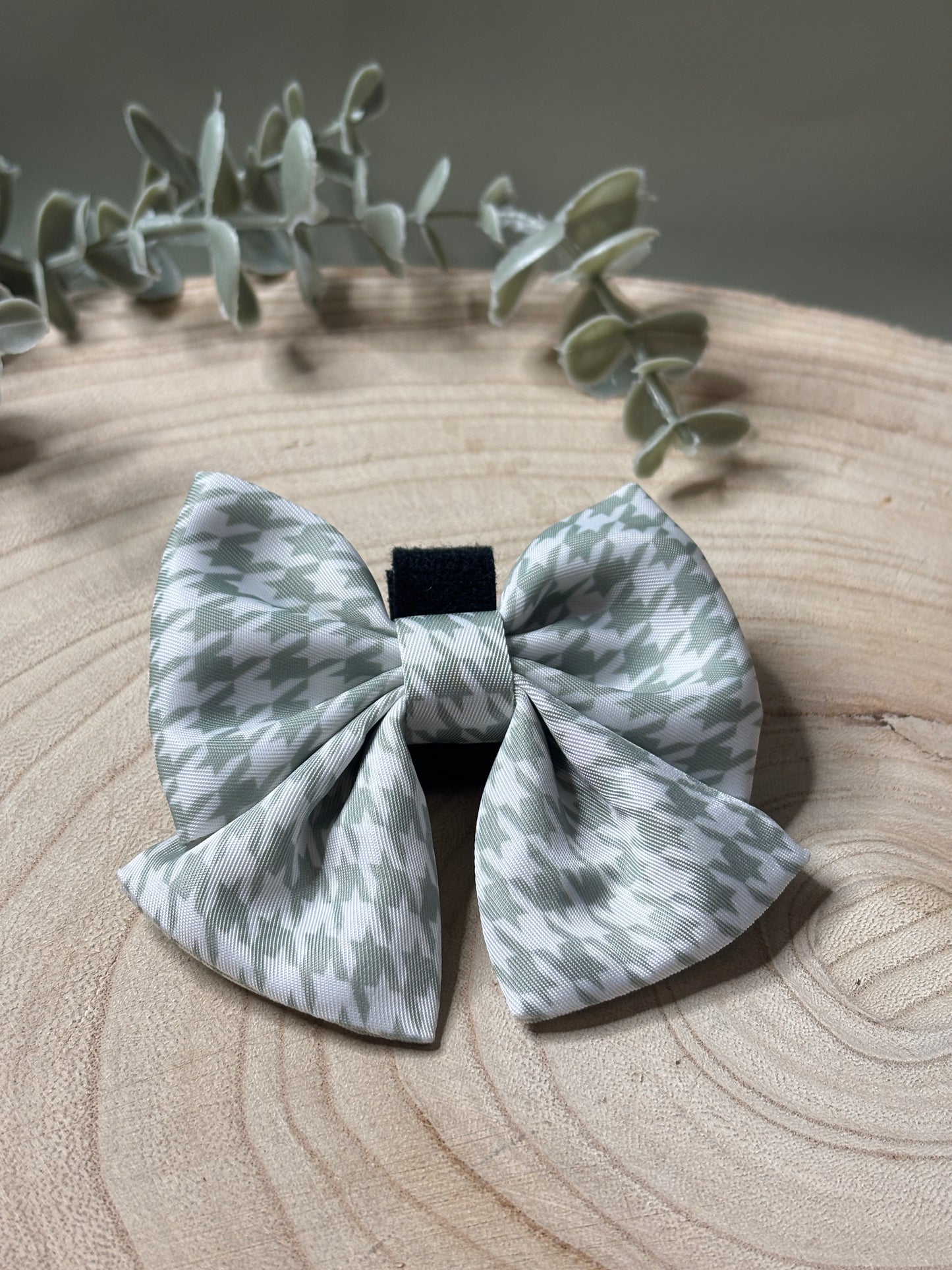 Sage Houndstooth Sailor Bow
