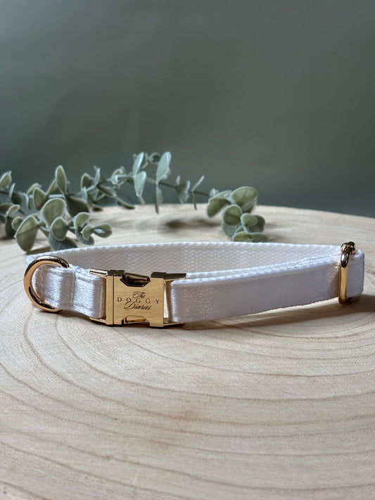 White Satin Collar
