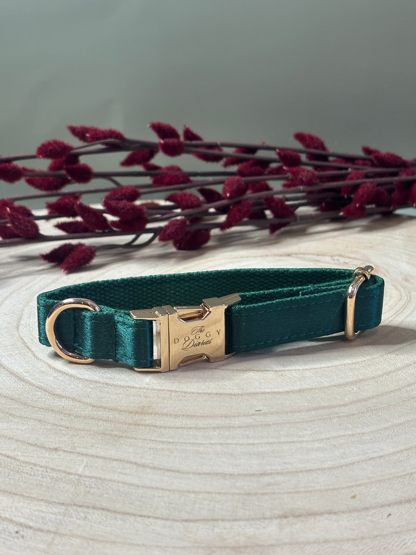 Green Satin Collar