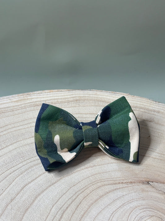 Camouflage Bow